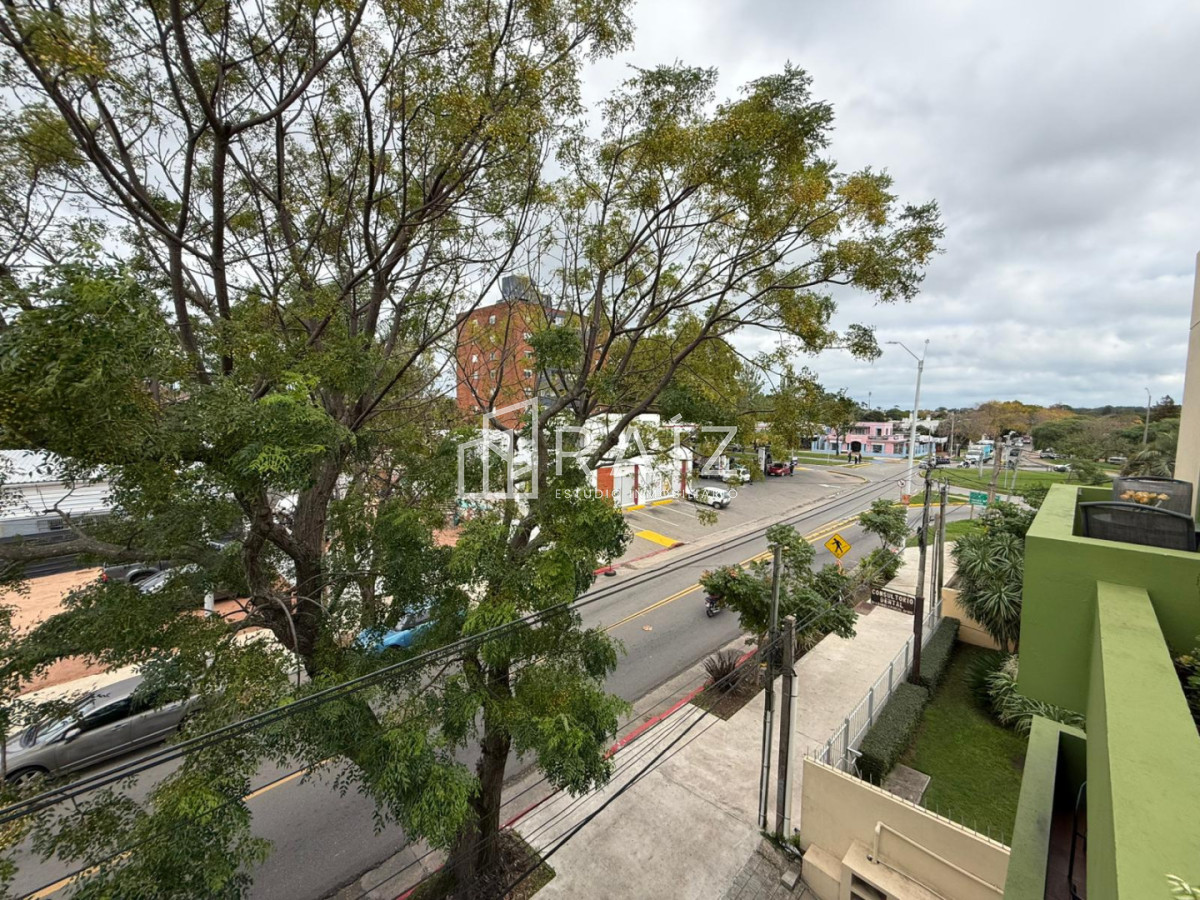 Apartamento ID.12099 - Apartamento 2 dormitorios en Venta Centro Maldonado