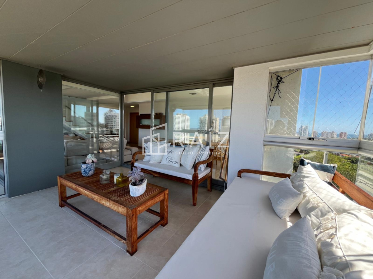 Apartamento ID.11918 - VENTA PENTHOUSE 4 DORMITORIOS BRAVA