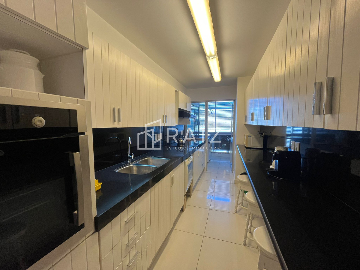 Apartamento ID.9770 - APARTAMENTO 3 DORMITORIOS Y DEPENDENCIA ALQUILER TEMPORADA