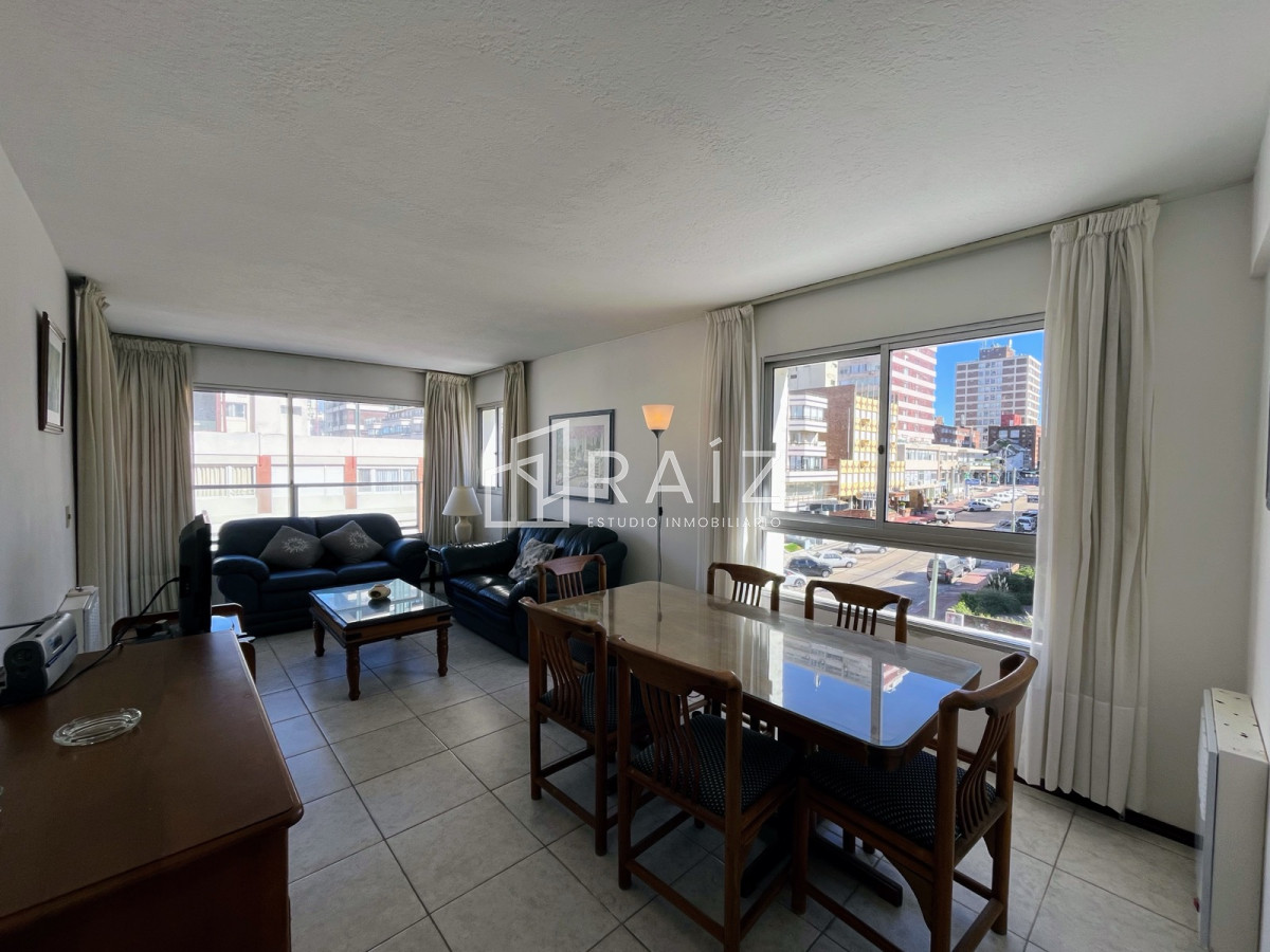 Apartamento ID.9162 - EN VENTA APARTAMENTO 2 DORMITORIOS 2 BAÑOS PENINSULA