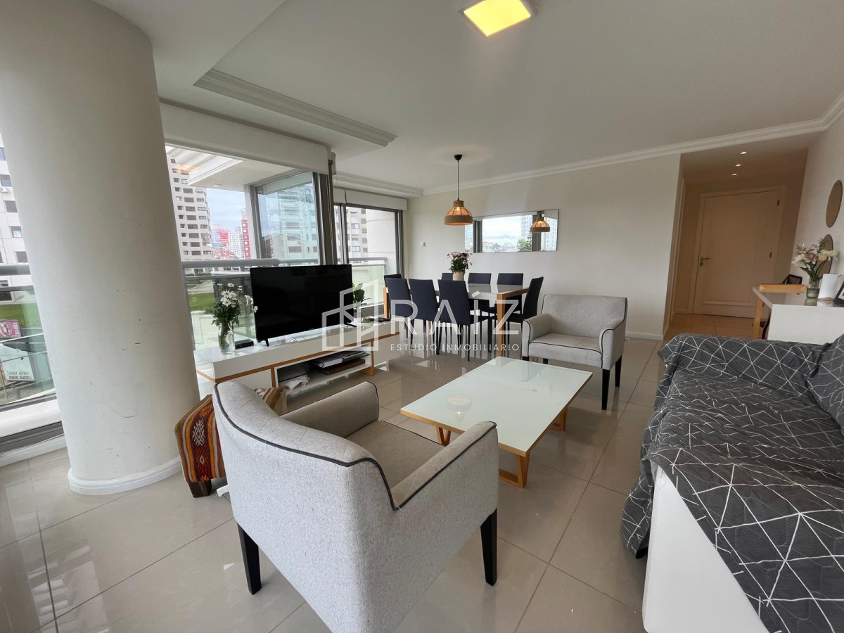 Apartamento ID.9811 - APARTAMENTO ALQUILER 2DA ENERO 2 DORMITORIOS PUNTA DEL ESTE