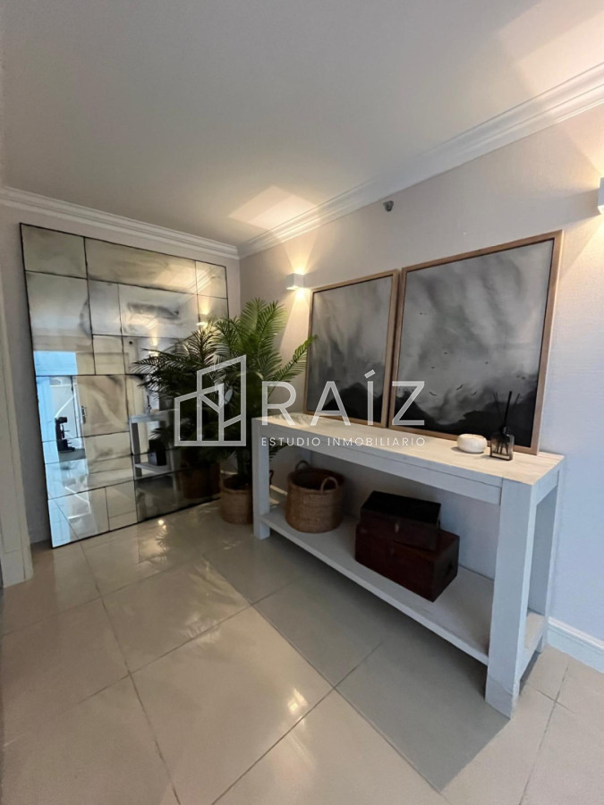 Apartamento ID.11858 - VENTA APARTAMENTO 4 DORMITORIOS + DEPENDECIA Y GYM PROPIO PLAYA BRAVA