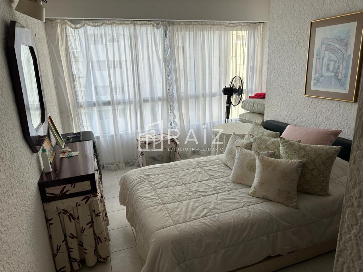 Apartamento ID.5876 - APARTAMENTO 3 DORMITORIOS EN VENTA PARADA 2 BRAVA