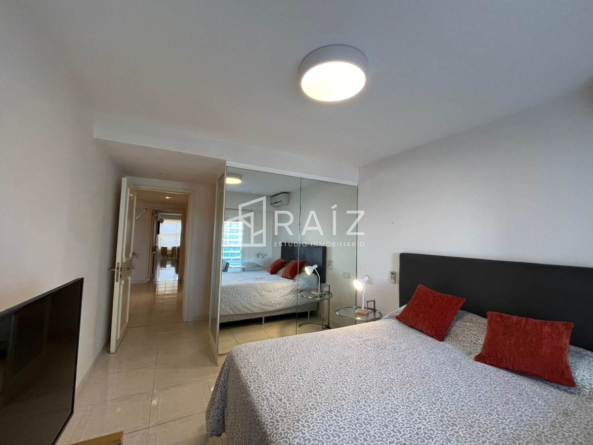 Apartamento ID.1673 - APARTAMENTO EN VENTA 3 DORMITORIOS y DEPENDENCIA PLAYA MANSA
