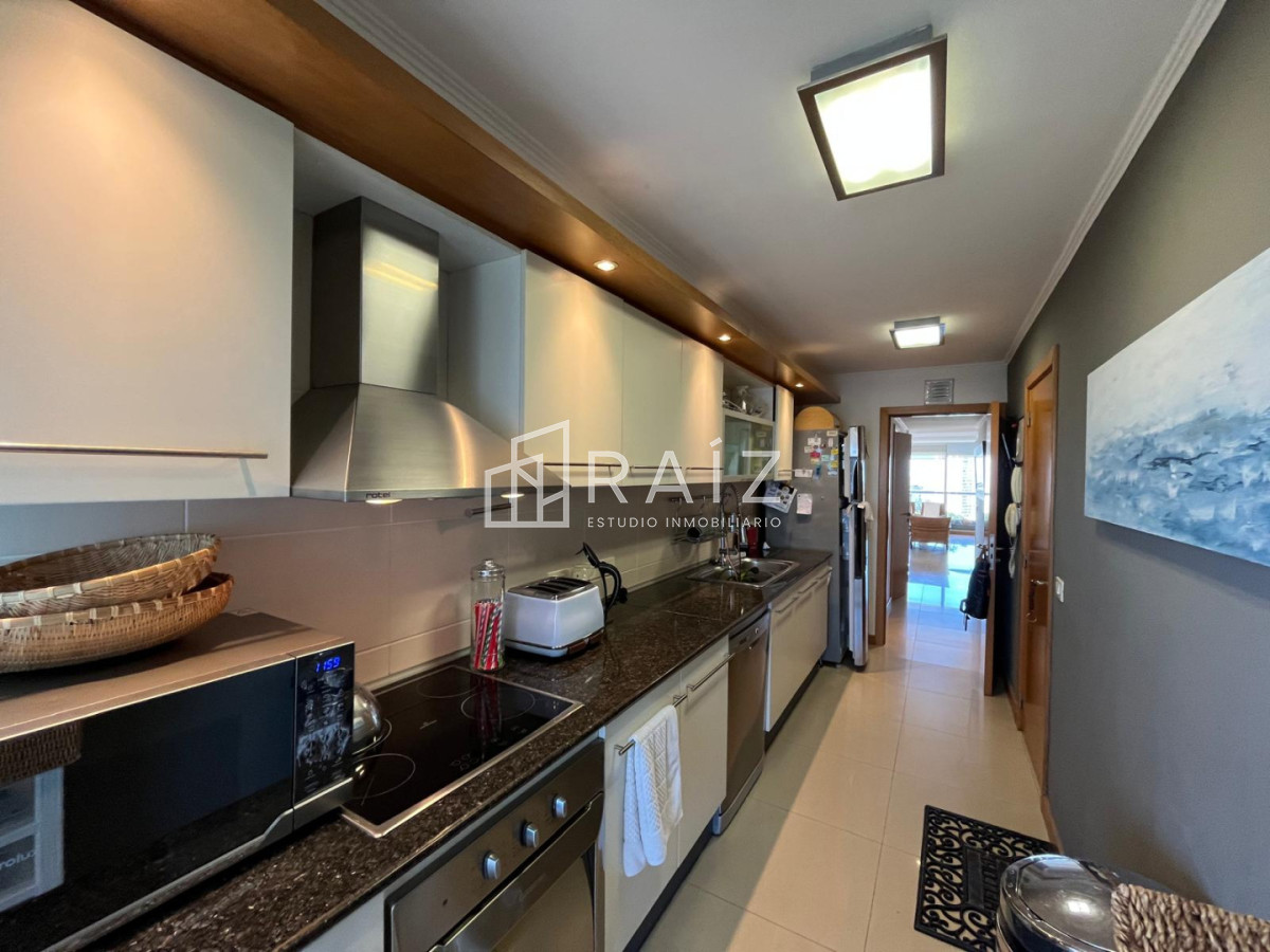 Apartamento ID.11918 - VENTA PENTHOUSE 4 DORMITORIOS BRAVA