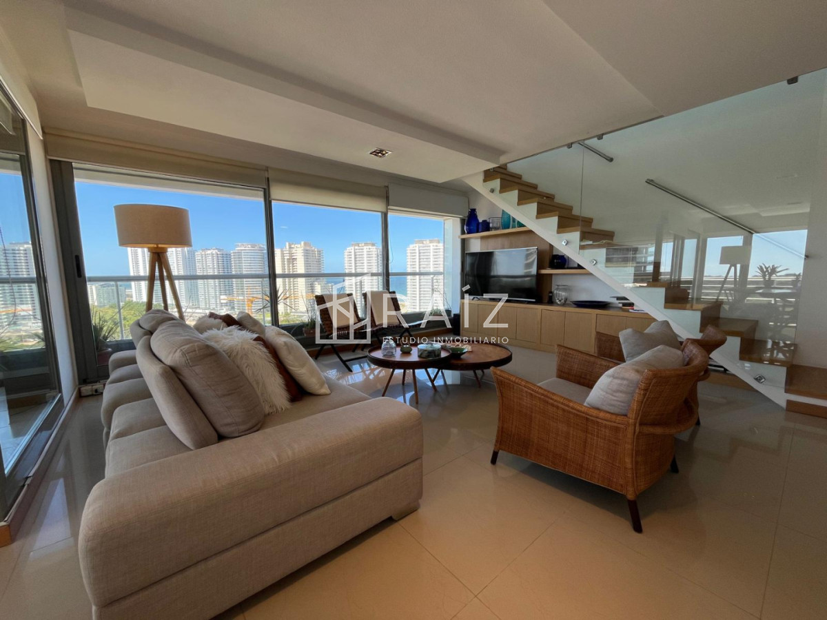 Apartamento ID.11918 - VENTA PENTHOUSE 4 DORMITORIOS BRAVA