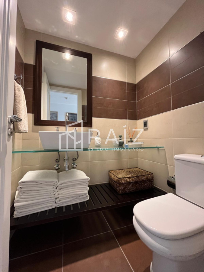 Apartamento ID.11858 - VENTA APARTAMENTO 4 DORMITORIOS + DEPENDECIA Y GYM PROPIO PLAYA BRAVA