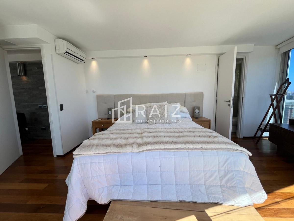 Apartamento ID.11918 - VENTA PENTHOUSE 4 DORMITORIOS BRAVA
