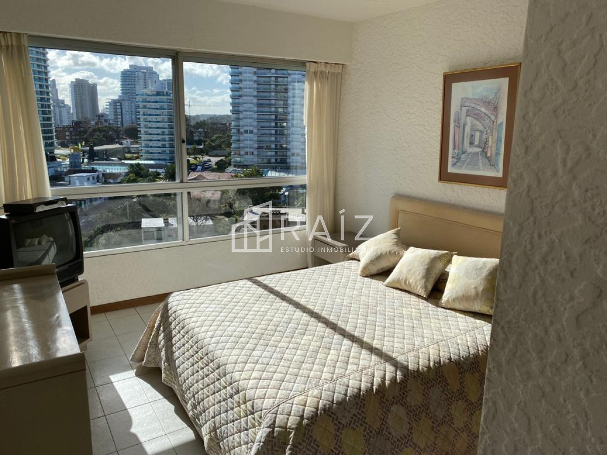 Apartamento ID.5876 - APARTAMENTO 3 DORMITORIOS EN VENTA PARADA 2 BRAVA