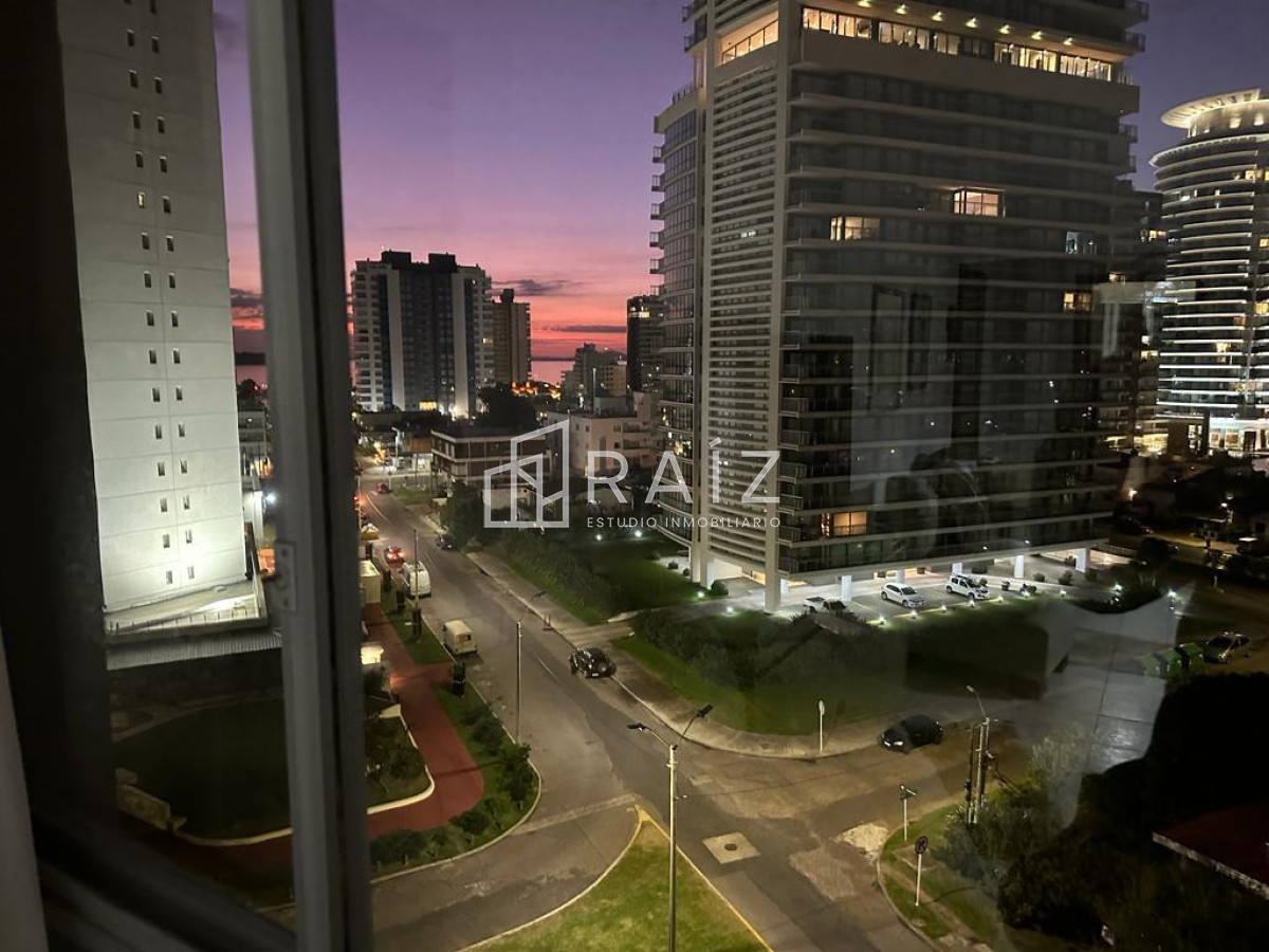 Apartamento ID.5876 - APARTAMENTO 3 DORMITORIOS EN VENTA PARADA 2 BRAVA