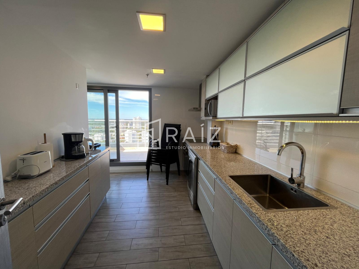 Apartamento ID.11398 - APARTAMENTO PENTHOUSE VENTA 3 DORMITORIOS MANSA