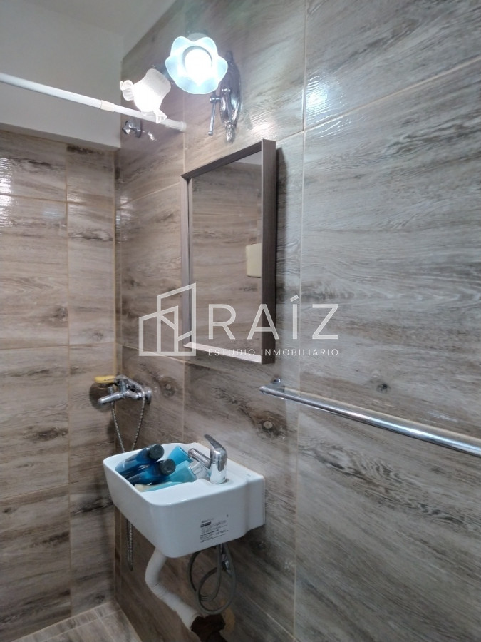 Apartamento ID.4609 - Venta local Peninsula