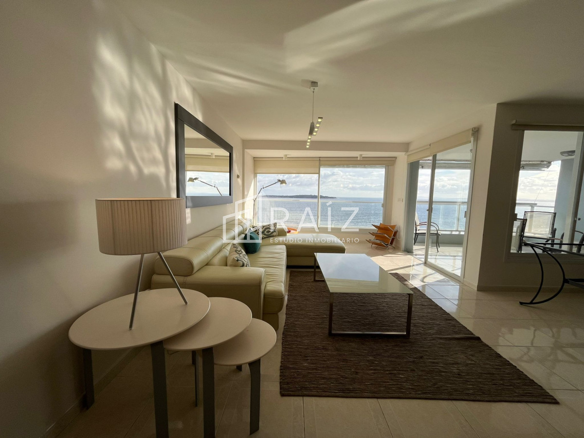 Apartamento ID.1673 - APARTAMENTO EN VENTA 3 DORMITORIOS y DEPENDENCIA PLAYA MANSA