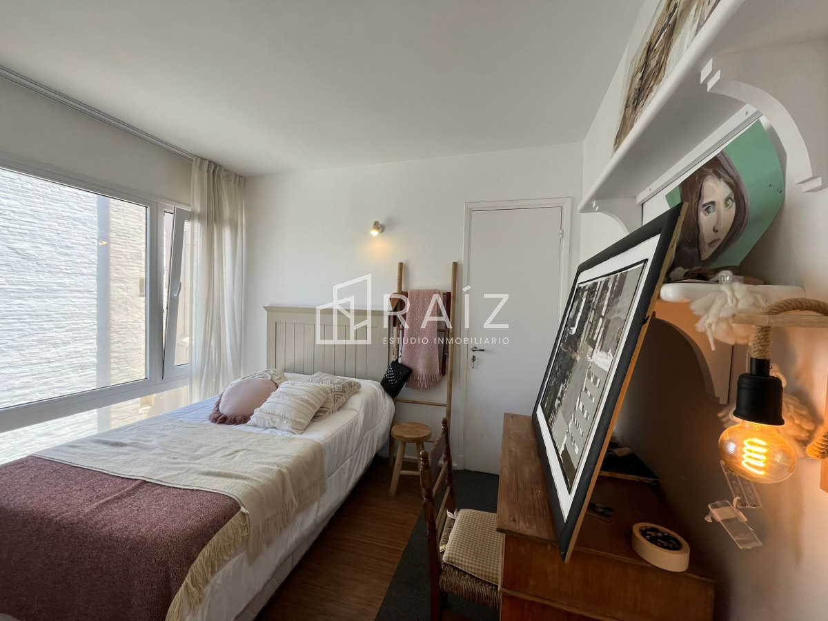 Apartamento ID.8070 - APARTAMENTO EN VENTA 3 DORMITORIOS  2 BAÑOS GARAGE PENINSULA