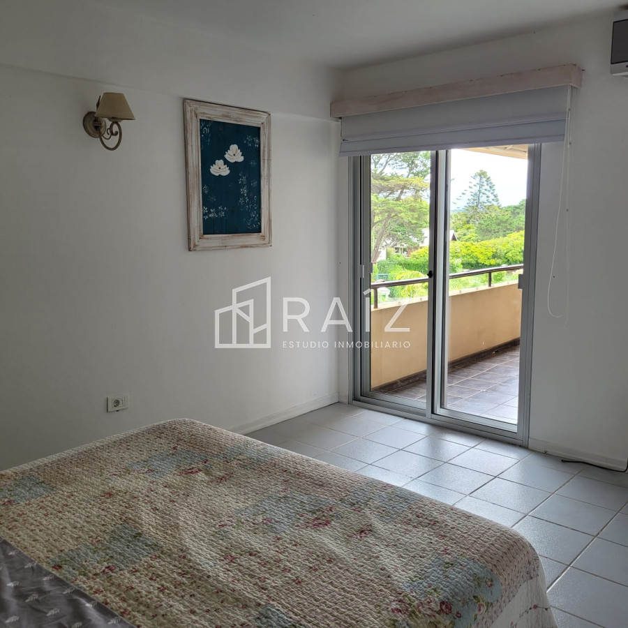 Apartamento ID.8446 - APARTAMENTO 3 DORMITORIOS EN VENTA PLAYA MANSA PINARES