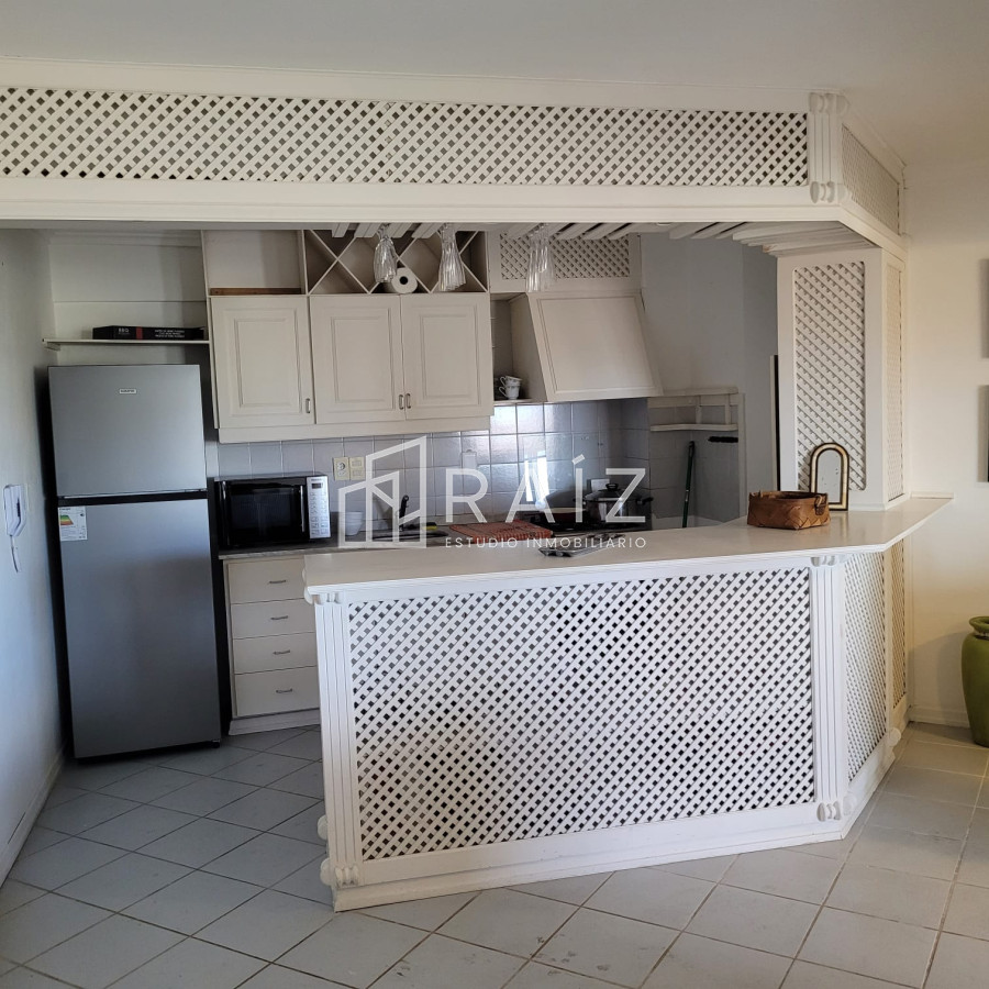 Apartamento ID.8446 - APARTAMENTO 3 DORMITORIOS EN VENTA PLAYA MANSA PINARES