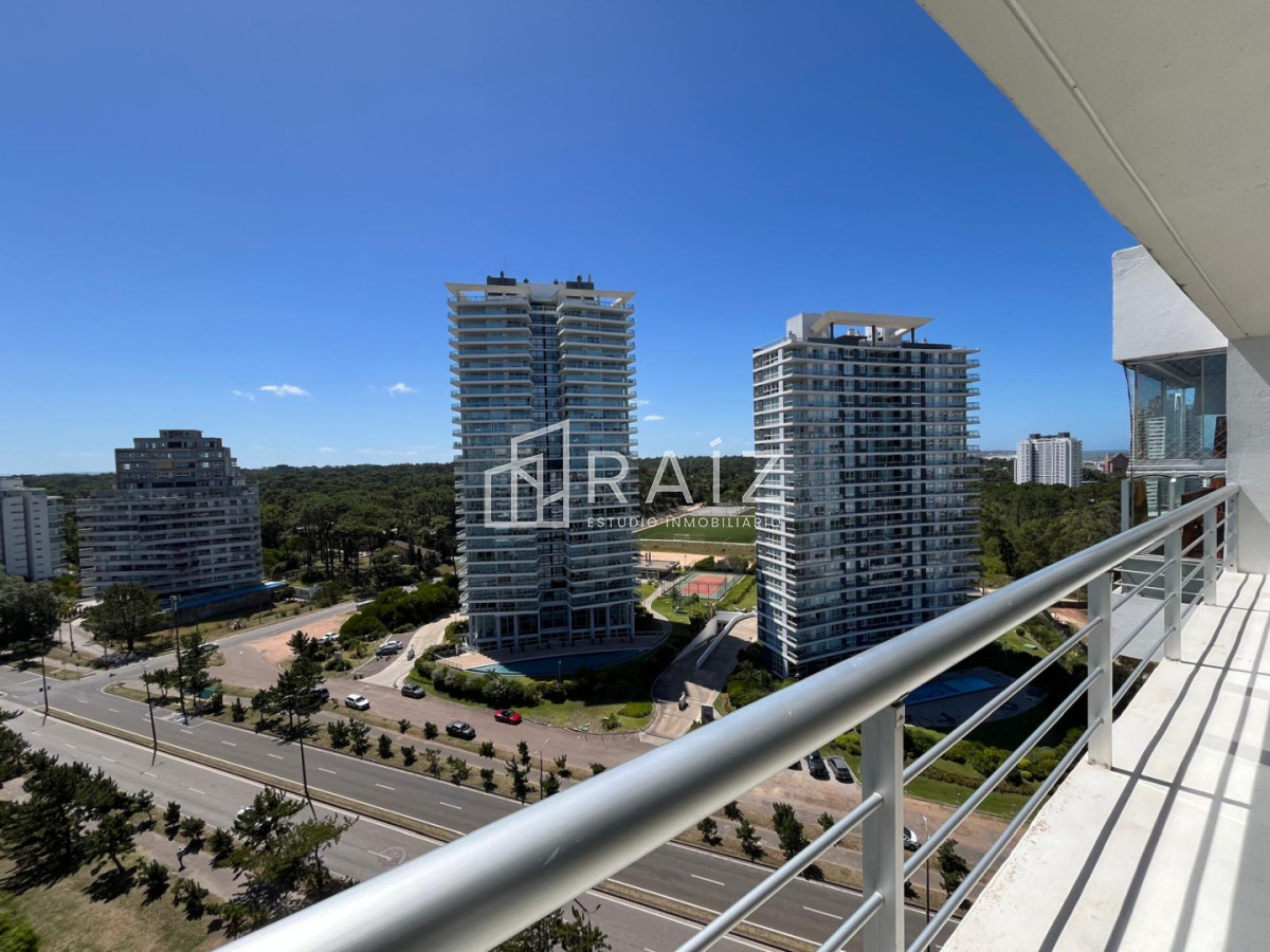 Apartamento ID.11918 - VENTA PENTHOUSE 4 DORMITORIOS BRAVA