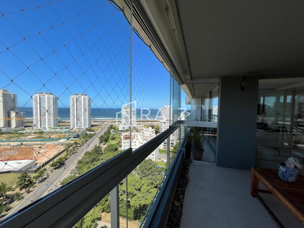 Apartamento ID.11918 - VENTA PENTHOUSE 4 DORMITORIOS BRAVA