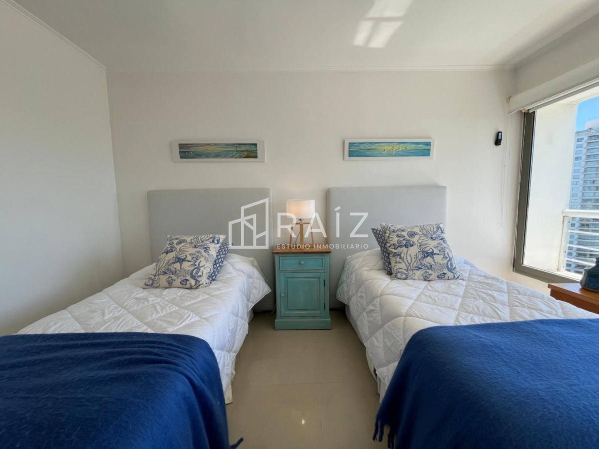 Apartamento ID.11918 - VENTA PENTHOUSE 4 DORMITORIOS BRAVA