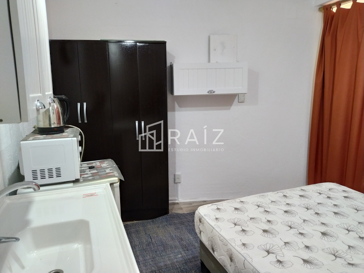 Apartamento ID.4609 - Venta local Peninsula