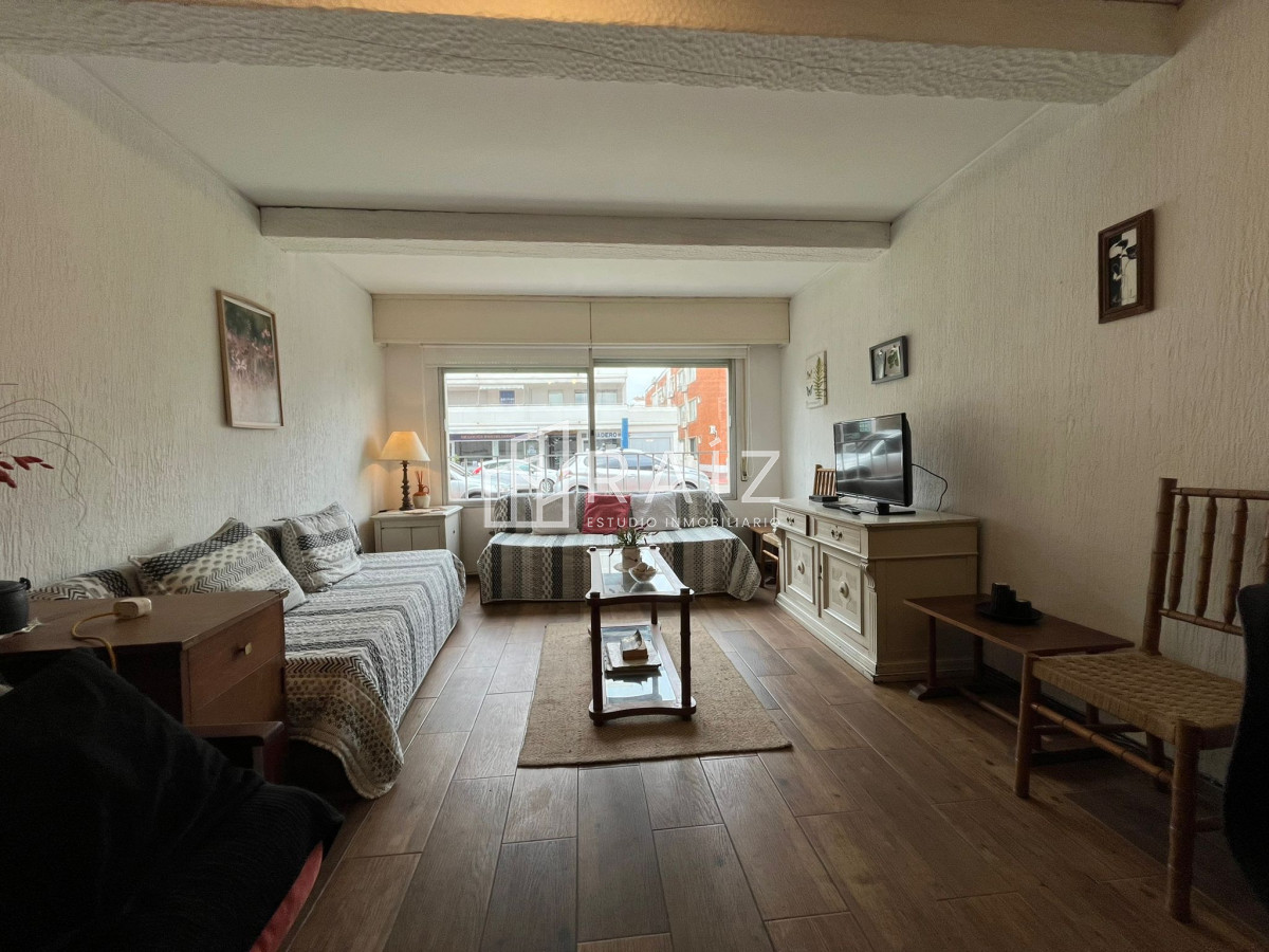 Apartamento ID.259 - MONOAMBIENTE EN VENTA EN PENINSULA