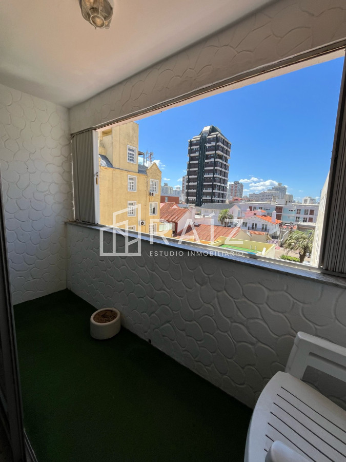 Apartamento ID.10279 -  VENTA APARTAMENTO 2 DORMITORIOS 2 BAÑOS DOBLE GARAJE