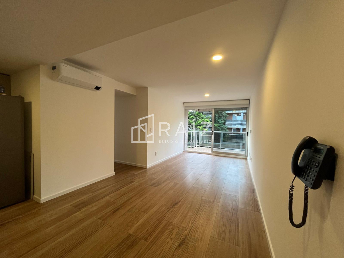 Apartamento ID.10551 - VENTA APARTAMENTO 2 DORMITORIOS MANSA-DOBLE GARAJE Y BAULERA