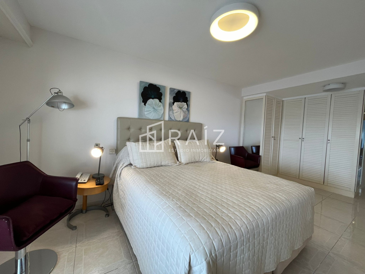 Apartamento ID.1673 - APARTAMENTO EN VENTA 3 DORMITORIOS y DEPENDENCIA PLAYA MANSA