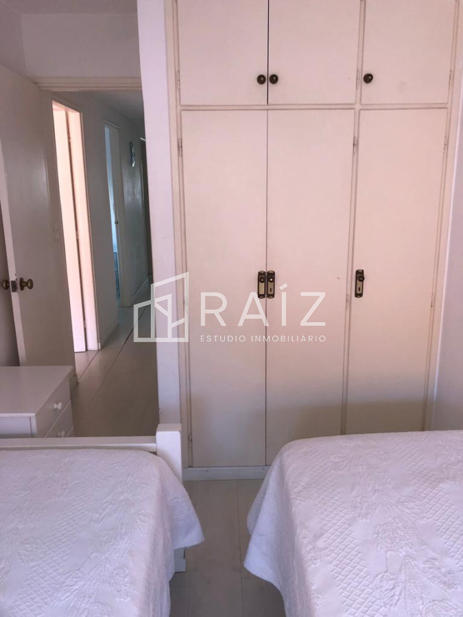 Apartamento ID.87 - Disponible en venta, amplia planta con  vista al mar.