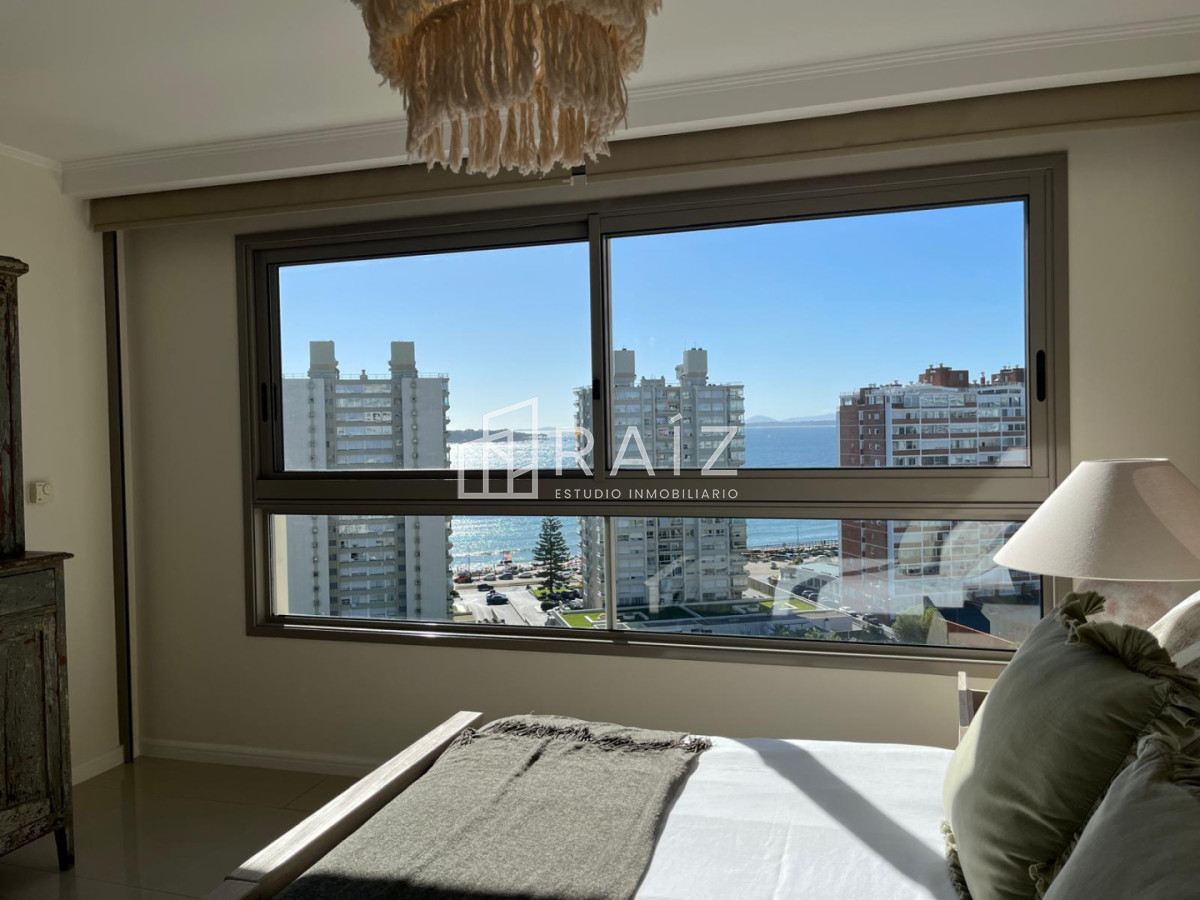 Apartamento ID.11858 - VENTA APARTAMENTO 4 DORMITORIOS + DEPENDECIA Y GYM PROPIO PLAYA BRAVA