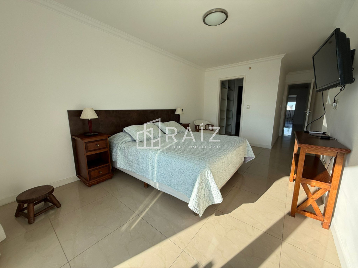 Apartamento ID.2547 - Apartamento 3 dormitorios en Venta 