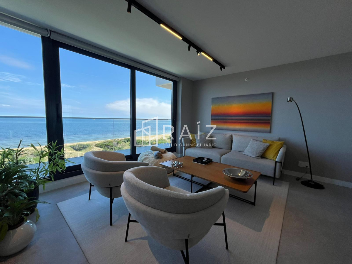 Apartamento ID.10561 - APARTAMENTO 3 DORMITORIOS ALQUILER ANUAL MANSA - EDIFICIO DE EXCELENTE CATEGORIA
