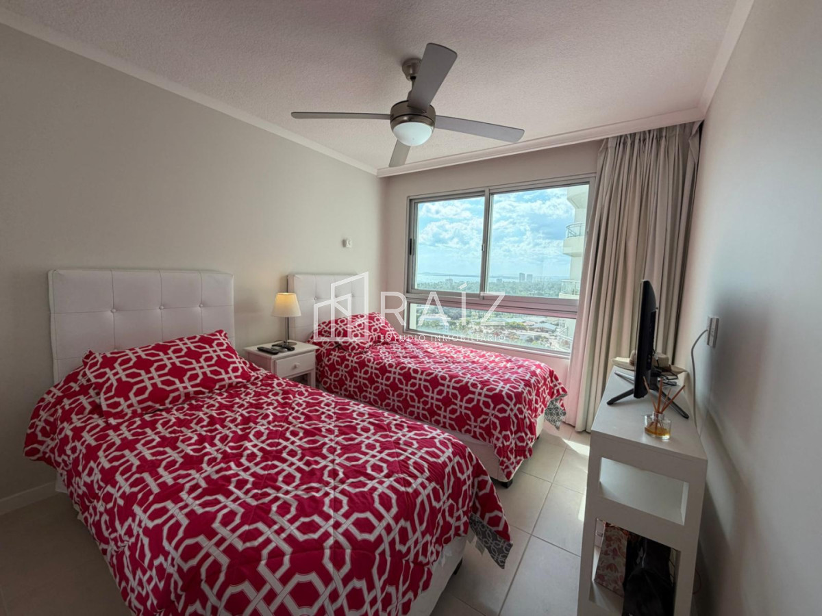 Apartamento ID.11813 - VENTA APARTAMENTO 3 DORMITORIOS EN SUITE BRAVA 