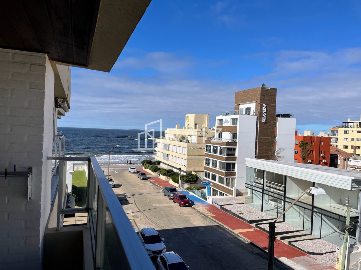 Apartamento ID.9162 - EN VENTA APARTAMENTO 2 DORMITORIOS 2 BAÑOS PENINSULA