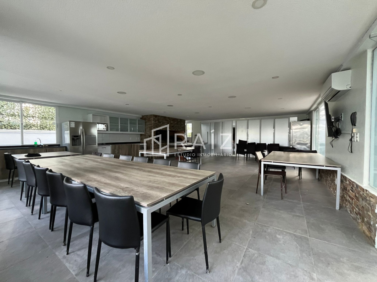 Apartamento ID.1673 - APARTAMENTO EN VENTA 3 DORMITORIOS y DEPENDENCIA PLAYA MANSA