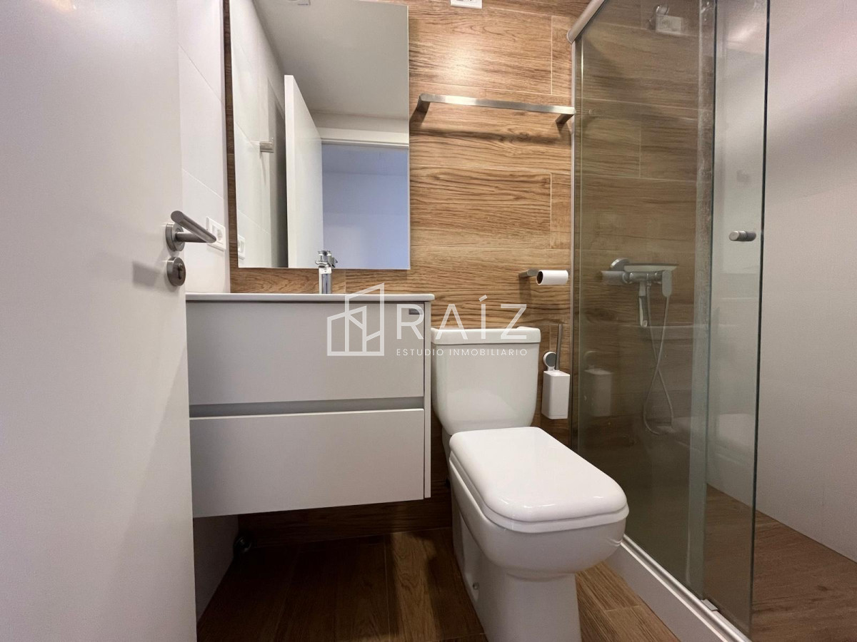 Apartamento ID.10551 - VENTA APARTAMENTO 2 DORMITORIOS MANSA-DOBLE GARAJE Y BAULERA