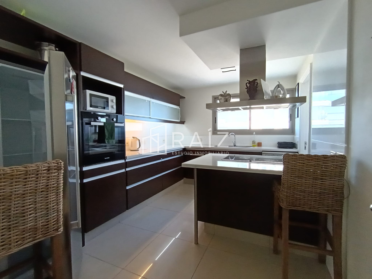 Apartamento ID.10665 - Apartamento en Punta del Este, Brava