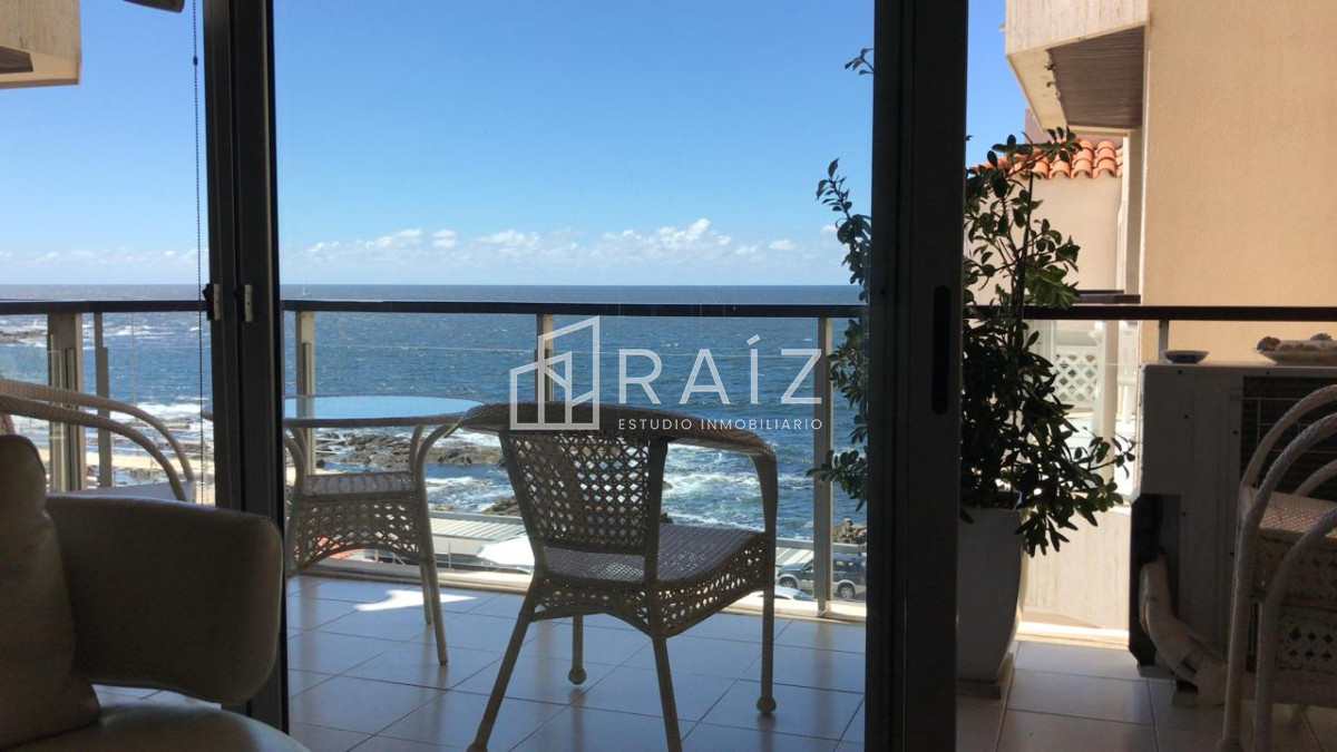 Apartamento ID.8531 - APARTAMENTO 2 DORMITORIOS EN VENTA PENINSULA CON VISTA