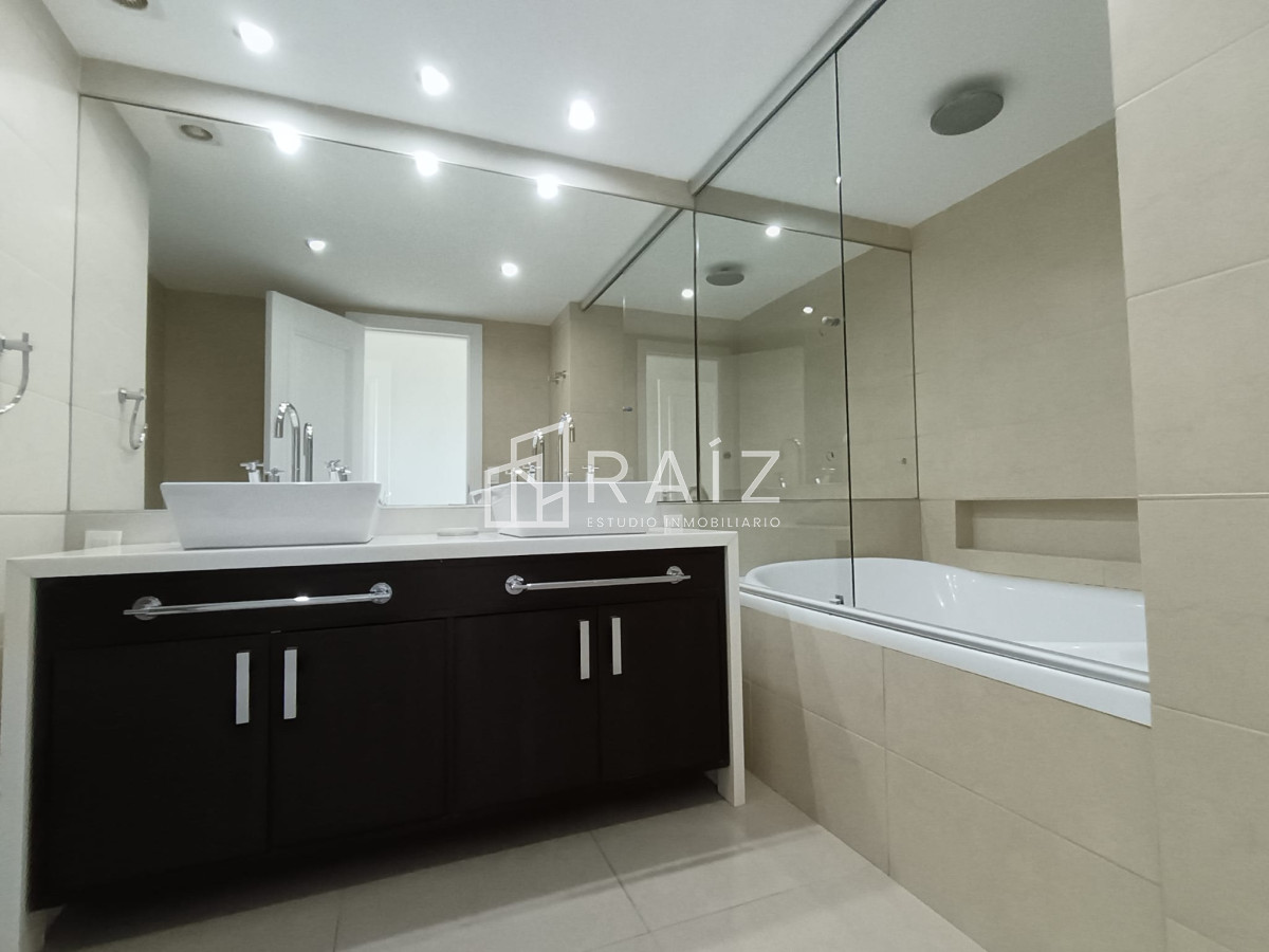 Apartamento ID.10665 - Apartamento en Punta del Este, Brava