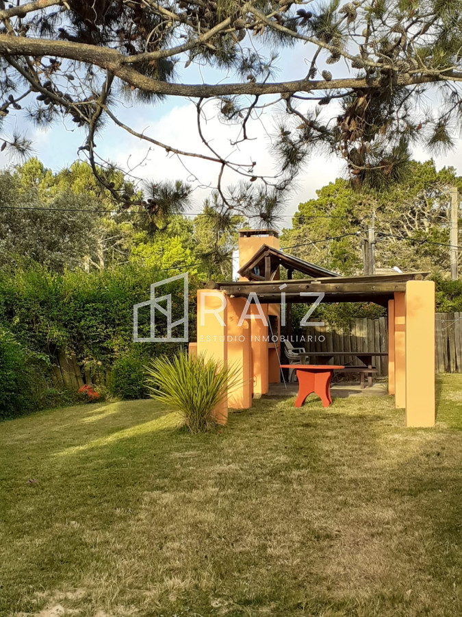 Casa ID.1115 - CASA EN VENTA 3 DORMITORIOS PUNTA BALLENA