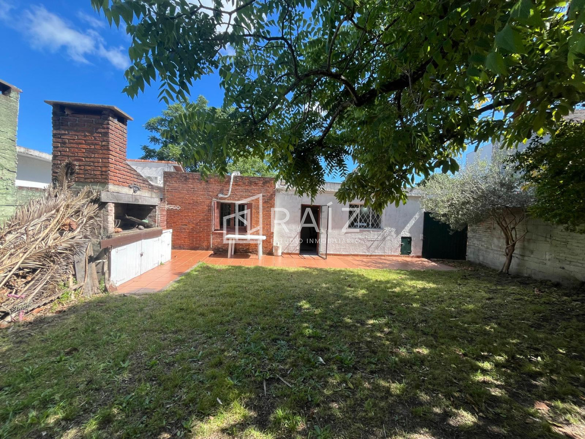 Casa ID.11631 - CASA VENTA 2 DORMITORIOS + DEPENDENCIA PINARES