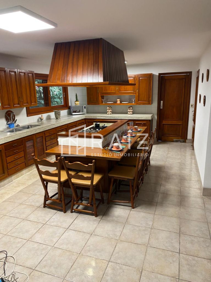 Casa ID.6998 - HERMOSA CASA DISPONIBLE POR LA TEMPORADA.