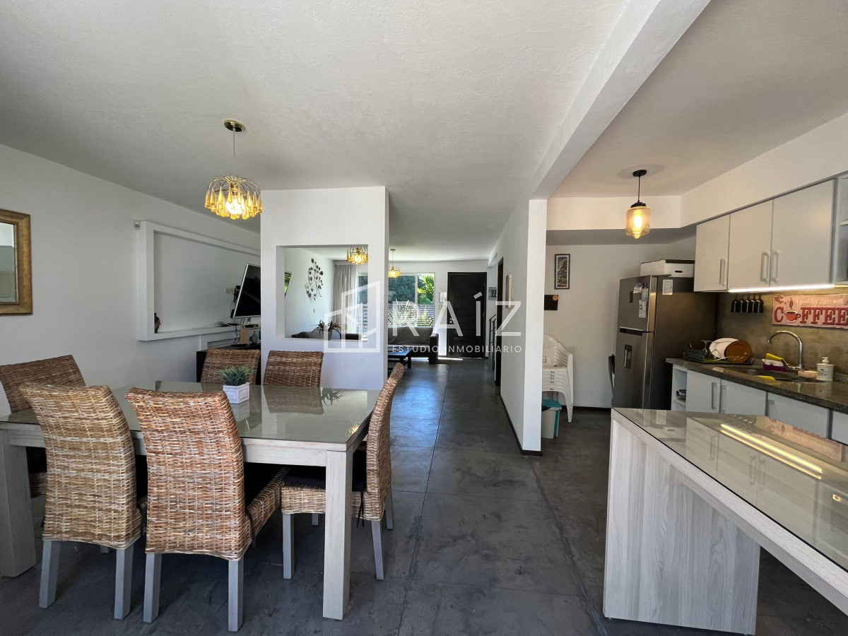 Casa ID.2554 - CASA  VENTA 3 DORMITORIOS ZONA ATLANTICO SHOPPING 