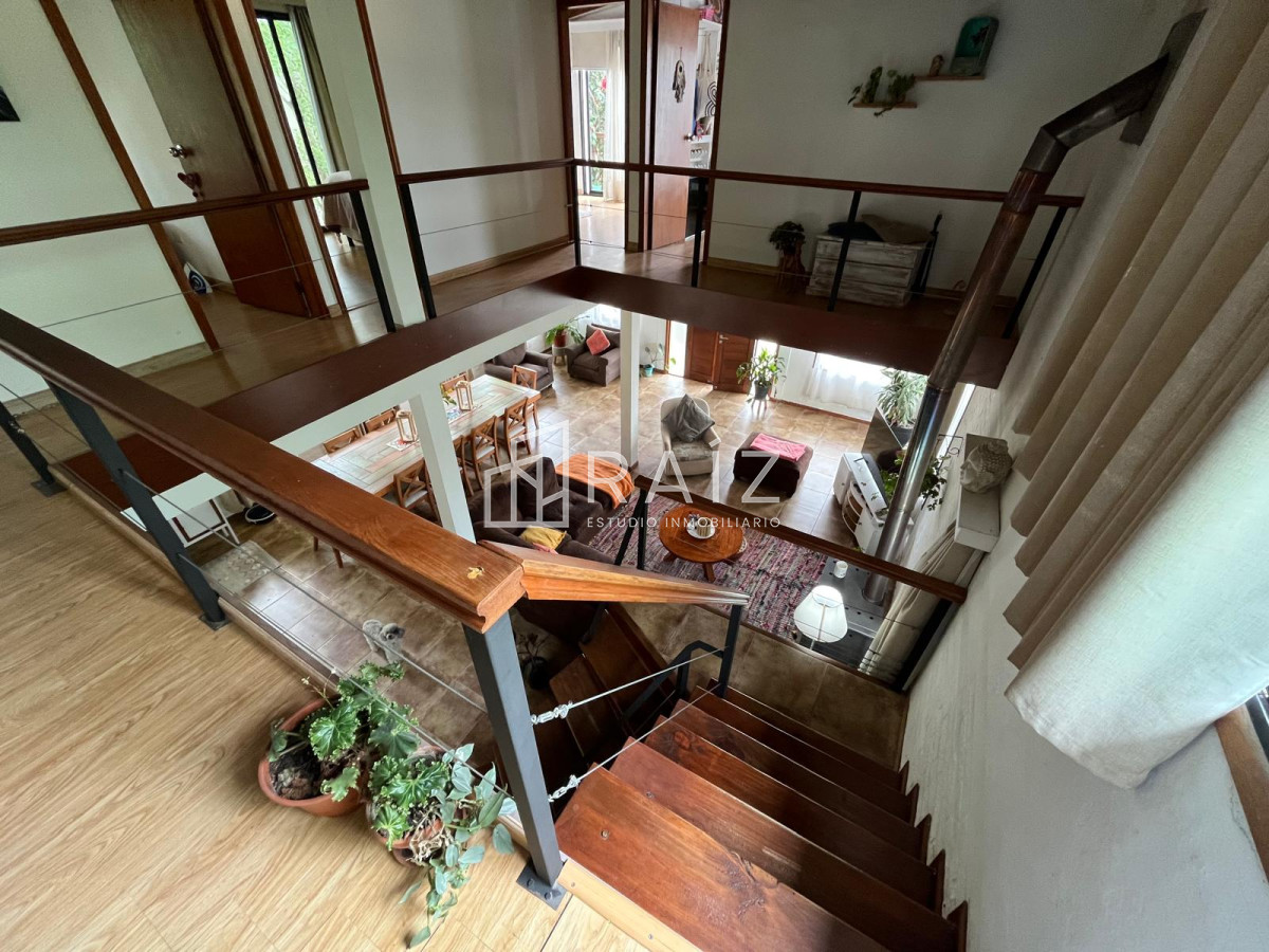 Casa ID.11202 - VENTA CASA 5 DORMITORIOS LAUSANA