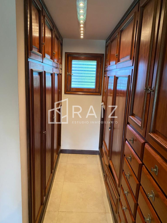 Casa ID.6998 - HERMOSA CASA DISPONIBLE POR LA TEMPORADA.