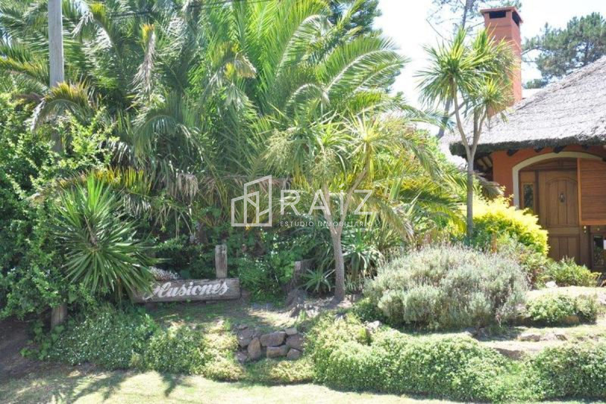 Casa ID.1867 - Casa en Punta del Este, Jardines de Córdoba