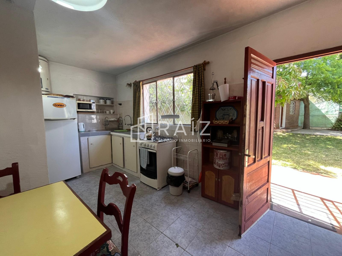 Casa ID.11631 - CASA VENTA 2 DORMITORIOS + DEPENDENCIA PINARES