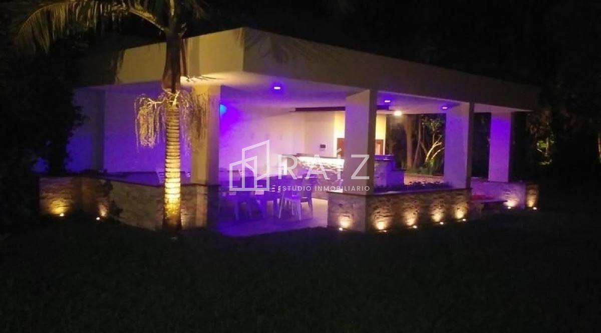 Casa ID.2457 - Casa en Punta del Este, Mansa