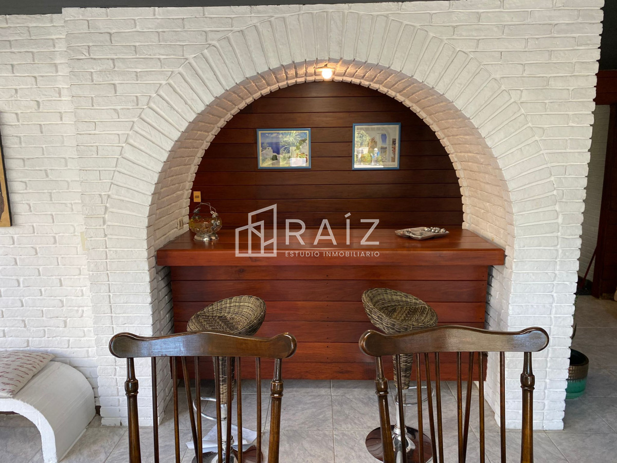 Casa ID.6998 - HERMOSA CASA DISPONIBLE POR LA TEMPORADA.