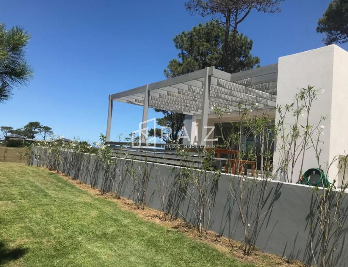 Casa ID.2549 - ESPECTACULAR CASA 5 DORMITORIOS EN VENTA JOSE IGNACIO